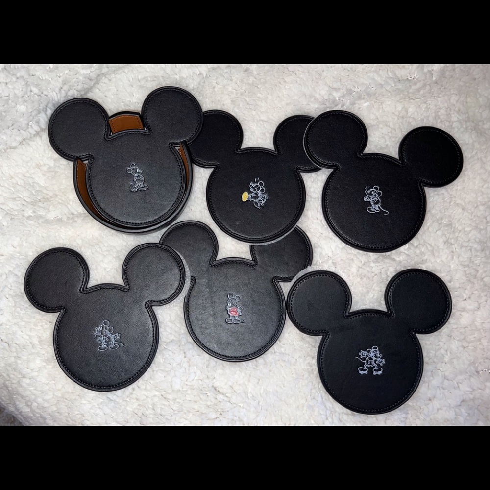 🌺🌺Coach Disney Mickey Mouse Coaster Set 66512 Limited Edition New RARE - Picture 3 of 5